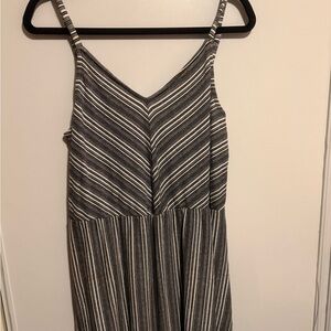 Universal Thread Black and White Striped Midi Dress